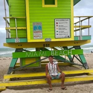 Meet your Posher, Adam